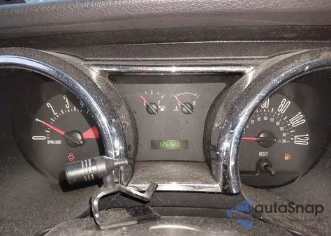 2006 Ford Mustang V6 z USA, uszkodzony, nr VIN 1ZVFT80N465153548